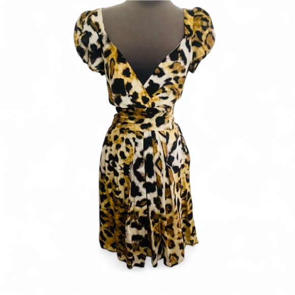Betsey Johnson Dresses & Skirts - Leopard Print Betsey Johnson V-Neck Wrap Dress in Yellow and Black